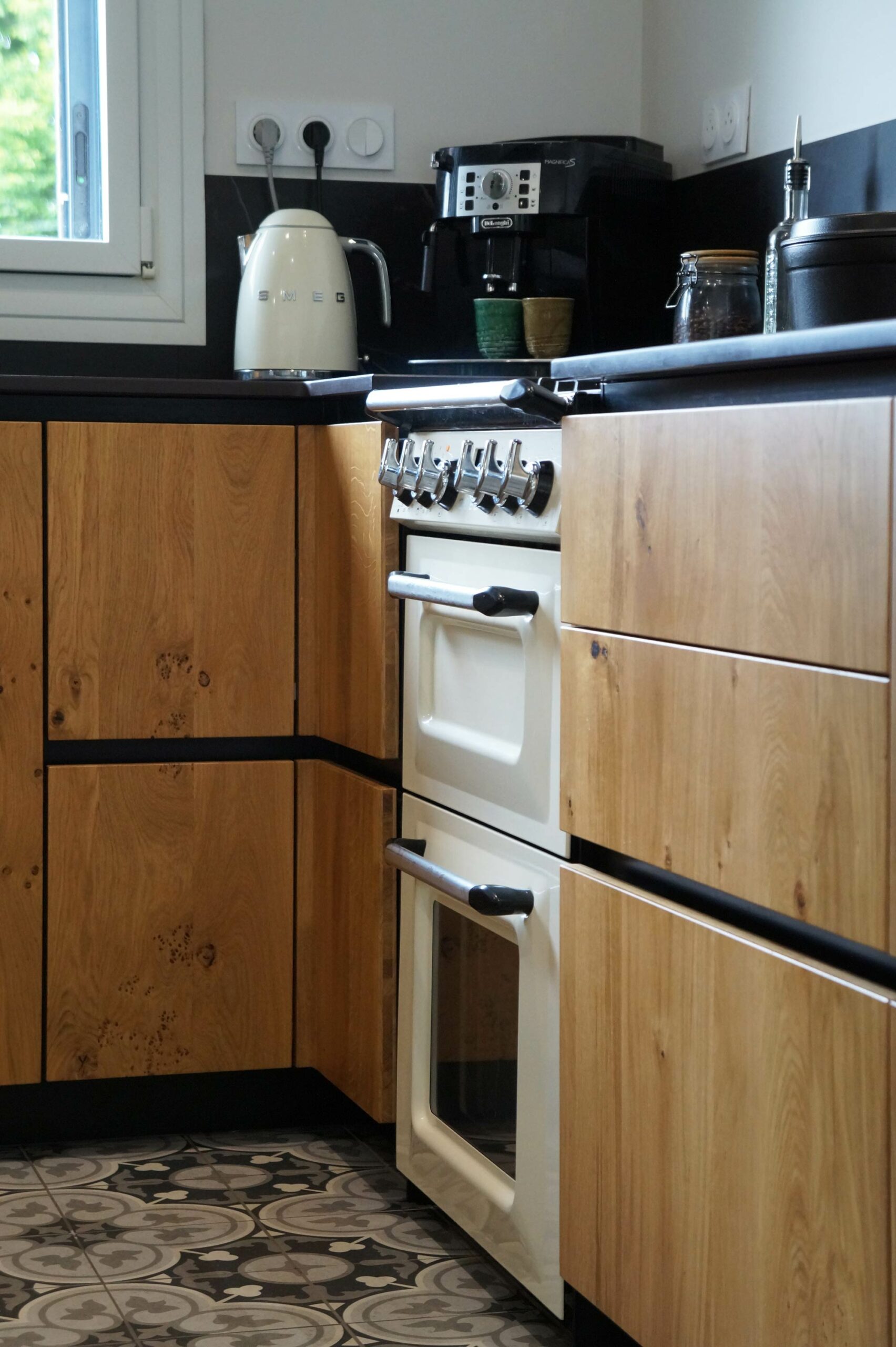 cuisine haut de gamme en chêne massif conçue aux Herbiers (85)